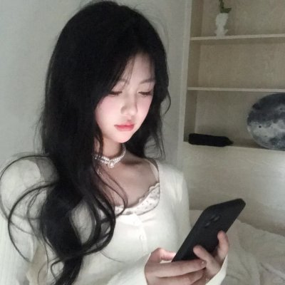 津津井小姐